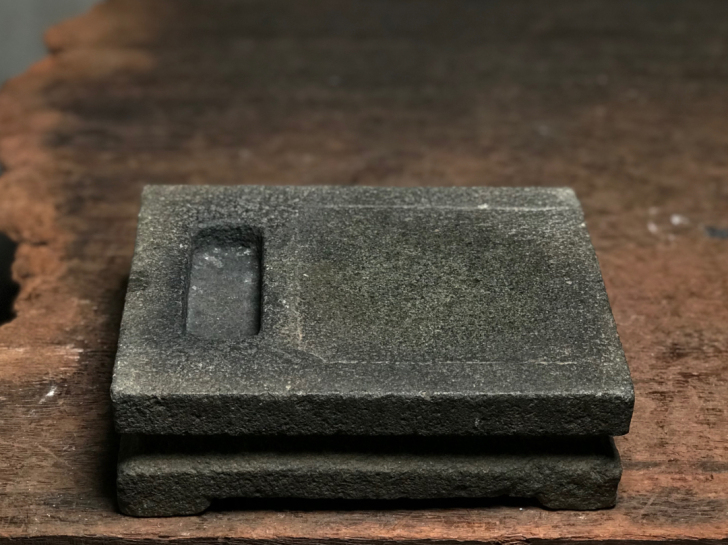 清代古石雕，文房四宝～墨盘