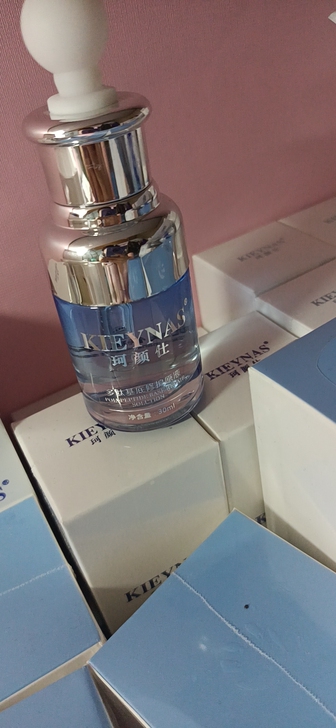 医颜堂珂颜仕多肽基底修复原液 想要的私聊我...