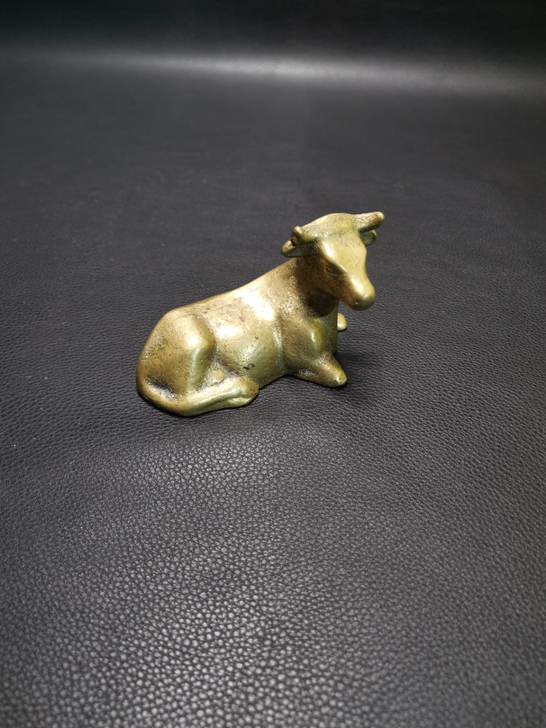 日本进口铜器 实心 牛 摆件，品相如图 实...