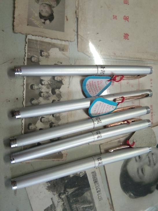 80年代库存软笔5支，全品，欢迎询问售出不退