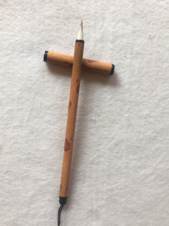 小楷兼豪毛笔，8元一支包邮，偏远地区不包邮...