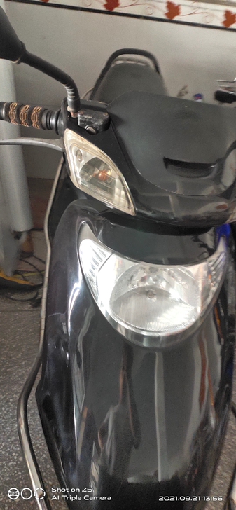 雅马哈100 省油耐磨踏板摩托车