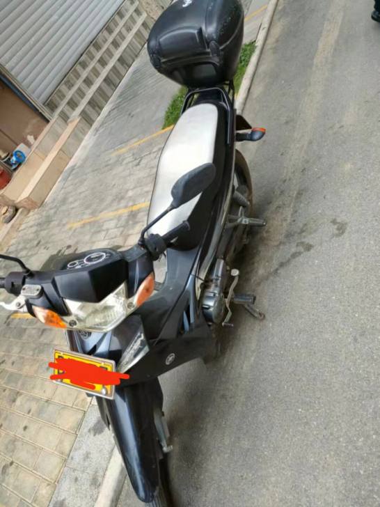 雅马哈摩托，1900包过户