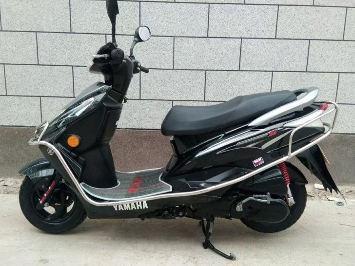 新到雅马哈迅鹰125二手摩托车,原车图片图...
