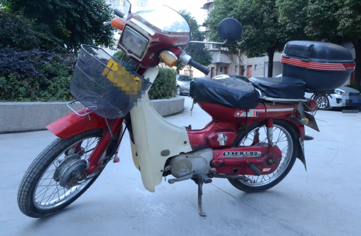 95年出厂的重庆雅马哈建设80摩托车，本想...