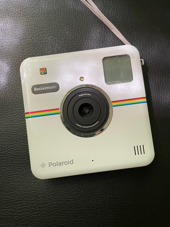 老古董，Polaroid相机。