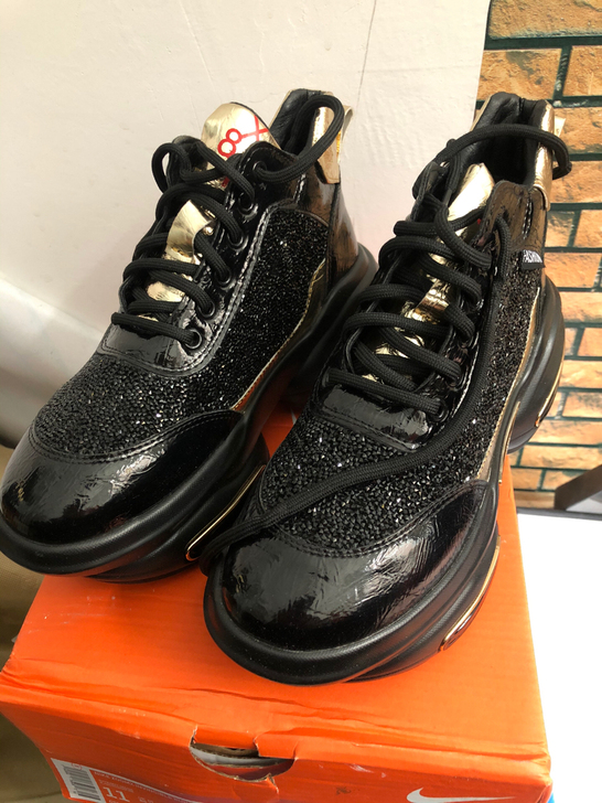 Nike耐克ZoomX Invincibl...