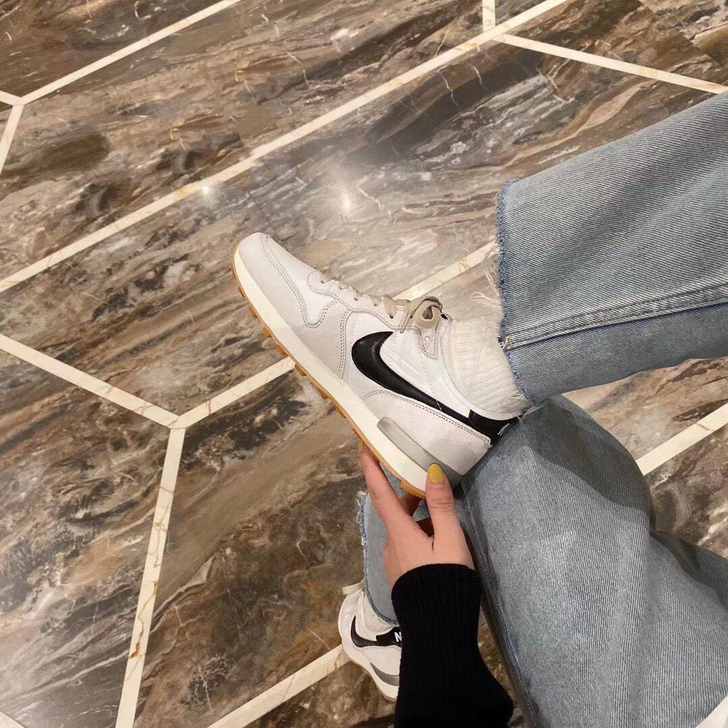 耐克秋冬款华夫运动鞋女款，粉37.5，米3...