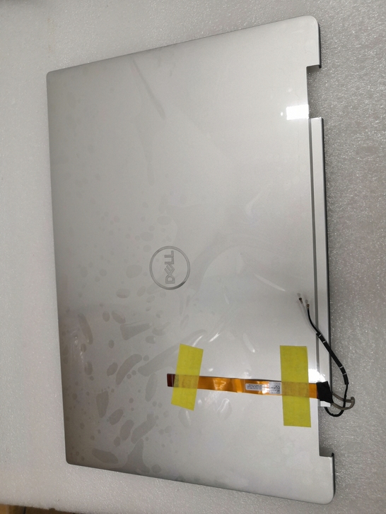 DELL XPS15 9575 Preci...