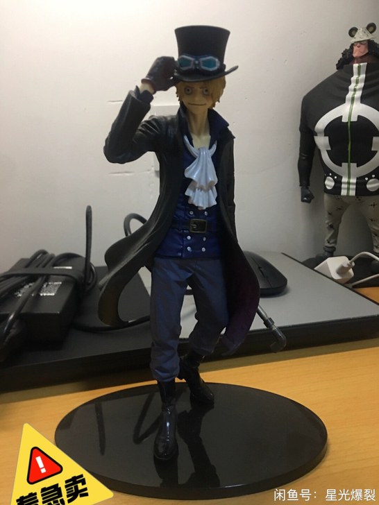 海贼王萨博手办