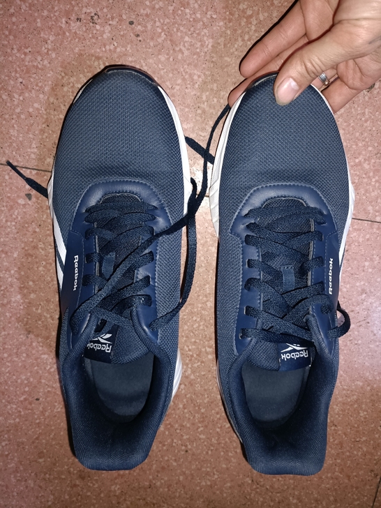 二手正品锐步男士运动鞋42码图片实拍包邮便...