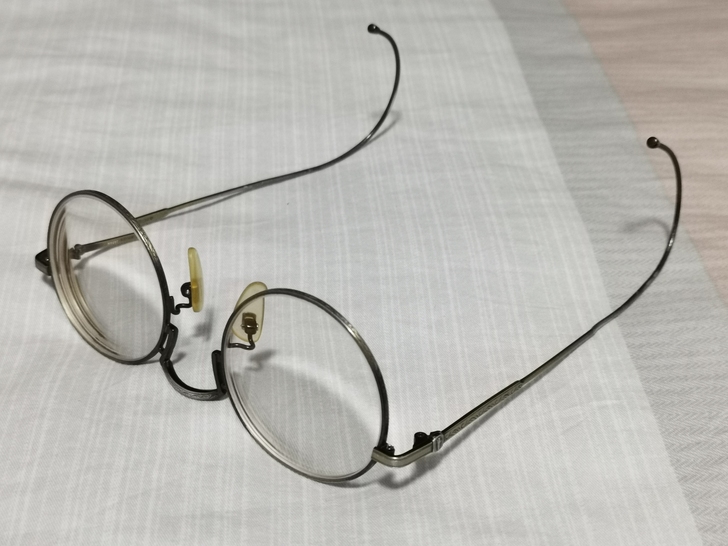 Charles Chaplin 查理卓别林...