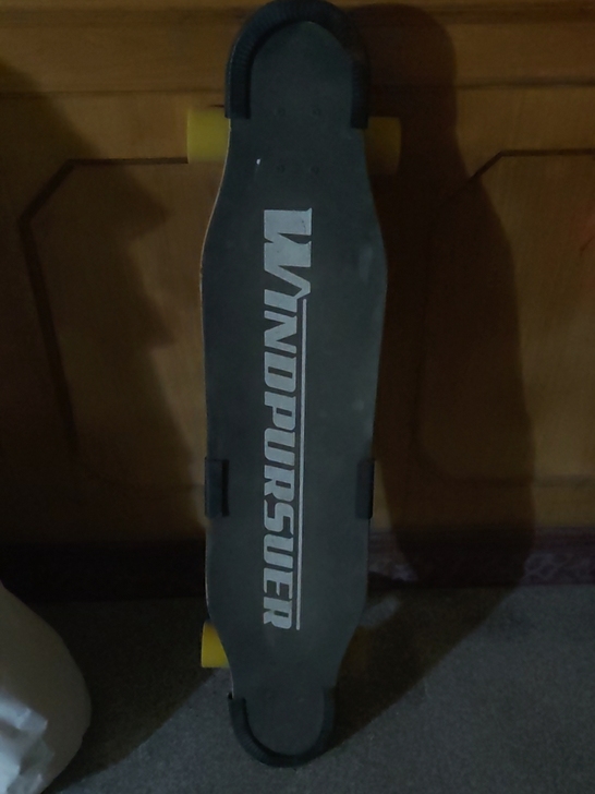 99元，长板，240买的，邮费可AA。