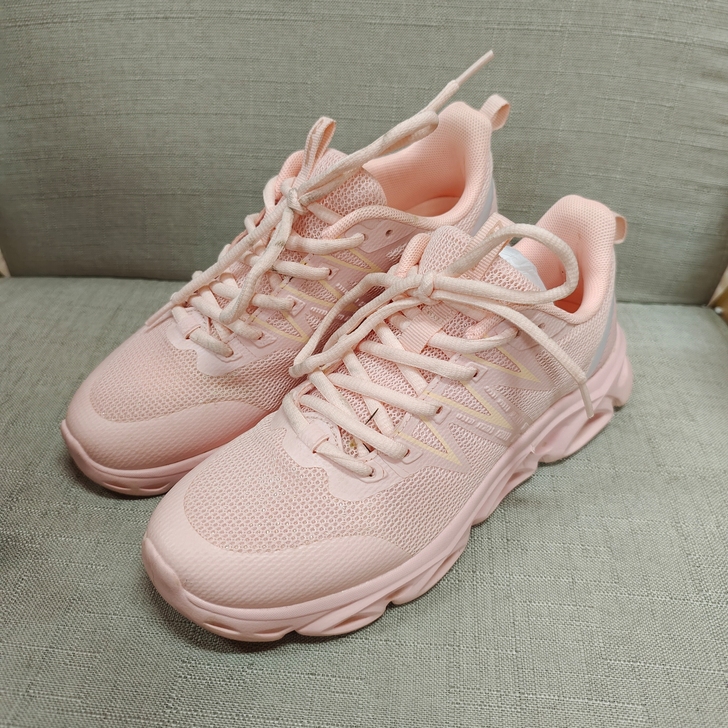 40码骆驼正品女鞋一双，售后鞋自己回去洗洗...