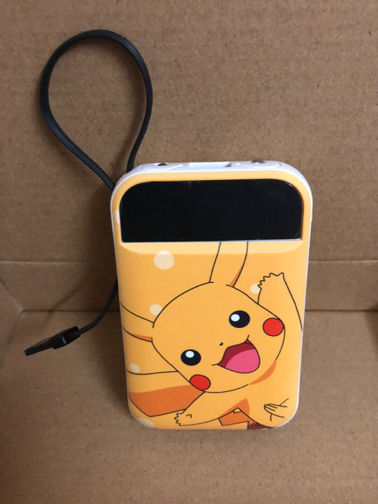 皮卡丘充电宝10000毫安自带线挂绳卡通便...