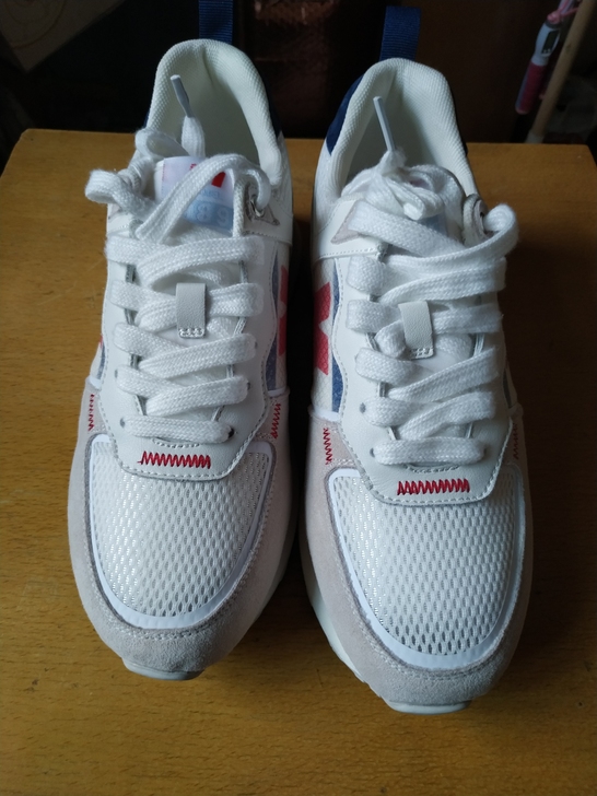 骆驼运动鞋,40码,全新,材质见照片