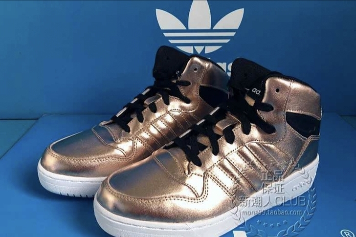 adidas明星同款高帮鞋 潮