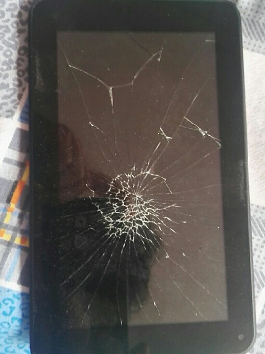 小霸王平板电脑学习机，骑车时候刷坏了，除了...