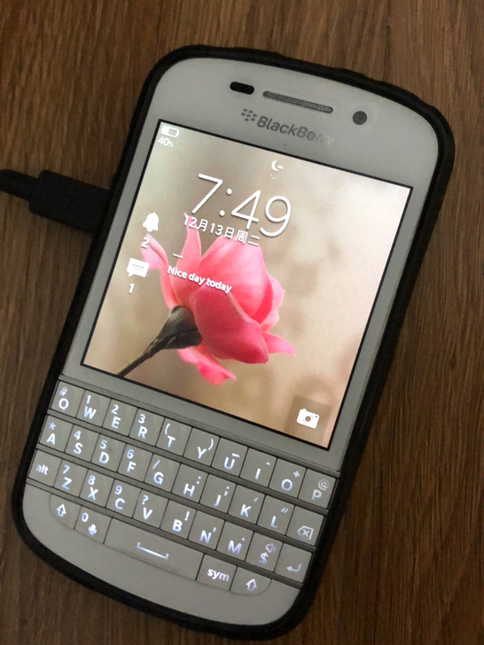 黑莓Q10手机 戒网手机 送手机套 充电线...