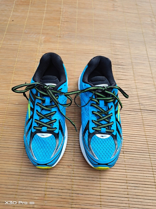 鸿星尔克 39码 运动鞋