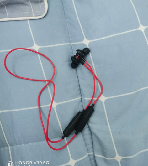 蓝牙耳机运动耳机 感兴趣的话点“我想要”和...