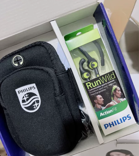 运动耳机 全新带包装 如图 39元包邮出(...