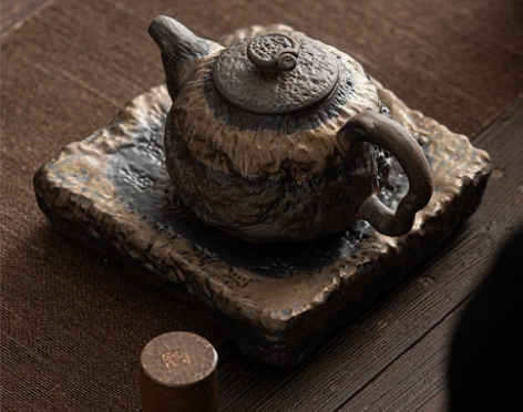 店铺关门，交不起房租，处理日式鎏金铁釉枯禅...