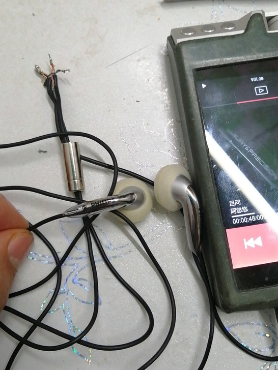 飞利浦耳机，老飞利浦原2.5直改乐彼平衡，...