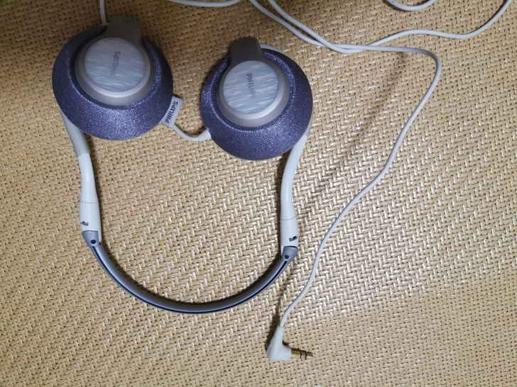 飞利浦后挂式耳机!