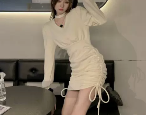 纯欲V领挂脖连衣裙女春秋季2022新款设