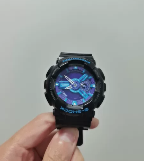 卡西欧手表，几乎没用过，放的时间久了没电了...