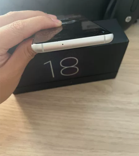 魅族18  等风配色 8+128  骁龙8...