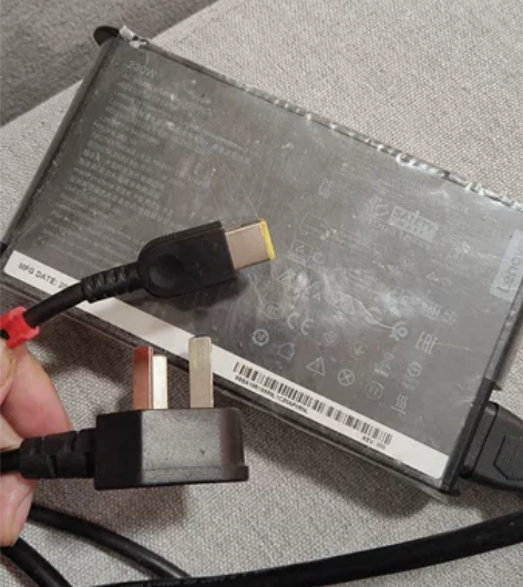 联想笔记本电脑原装充电器 联想拯救者Y70...