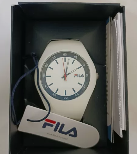 斐乐手表，盒卡齐，短期佩戴，九成新 感兴趣...