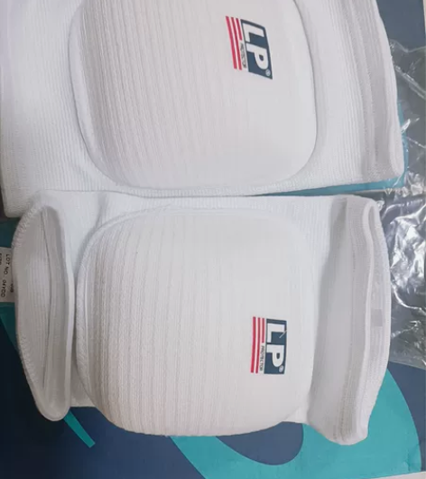 LP排球轮滑跳舞街舞花样滑冰加厚运动护具跪...