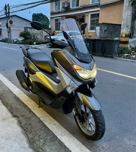 19年立雅牌 电喷150小踏板   车况完...