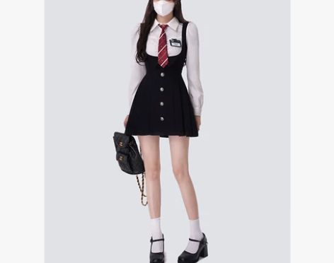 画解WAHJUIS 校园小说女主 假两件连...