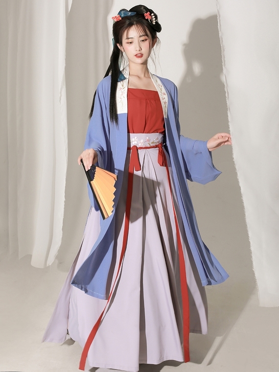 东月棠，宋制，如图色一套，M码