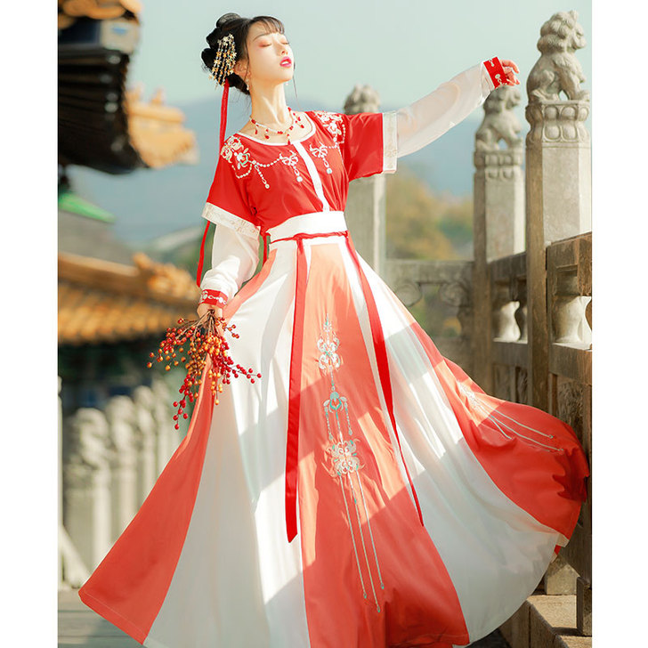 【桔屿】正品原创汉服，坦领半臂刺绣齐腰十二...