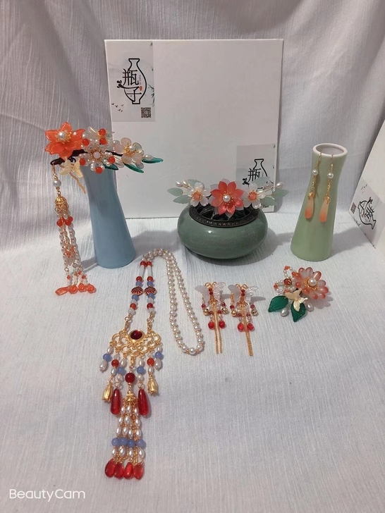 瓶子手作汉服发饰 橘色发梳一个改直插，璎珞...