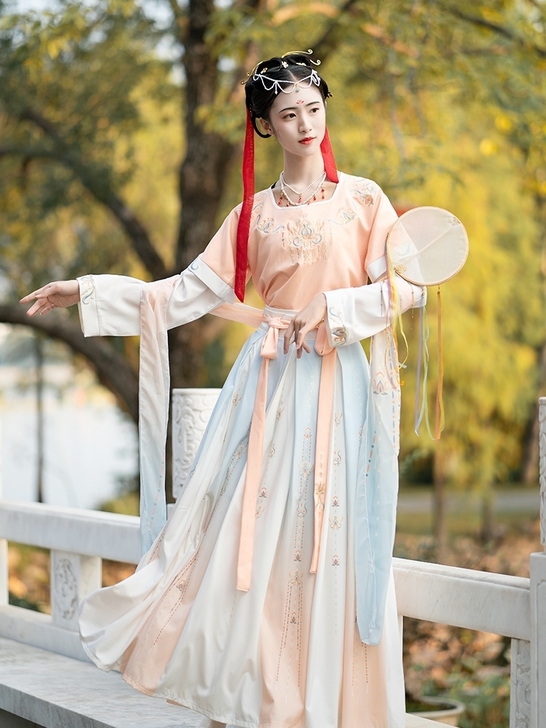 【售换】珍缕千禧寻汉服女夏季正品原创坦领三...