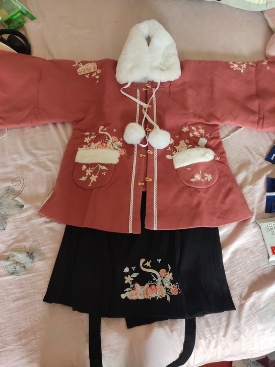 醉雨朵全新对襟半袖，短马面，全套l码，仅试...