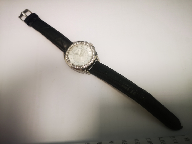 coach蔻驰女士腕表一个低价转了，实物图...