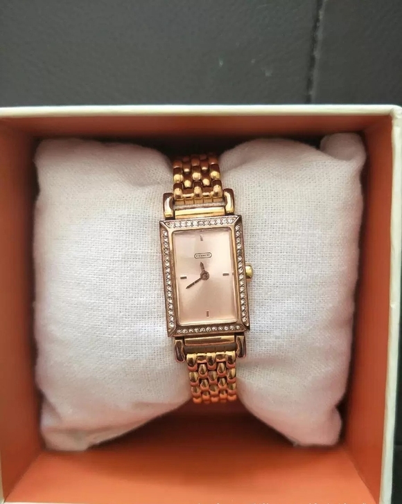 COACH蔻驰专柜正品水钻玫瑰金色表，非常...