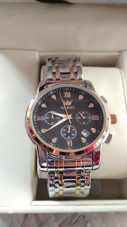 【全新捡漏】朋友的表店不开了，低价出瑞士正...