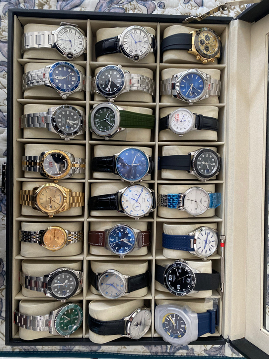 闲置全新机械表 ，卖完回家过年。低价出