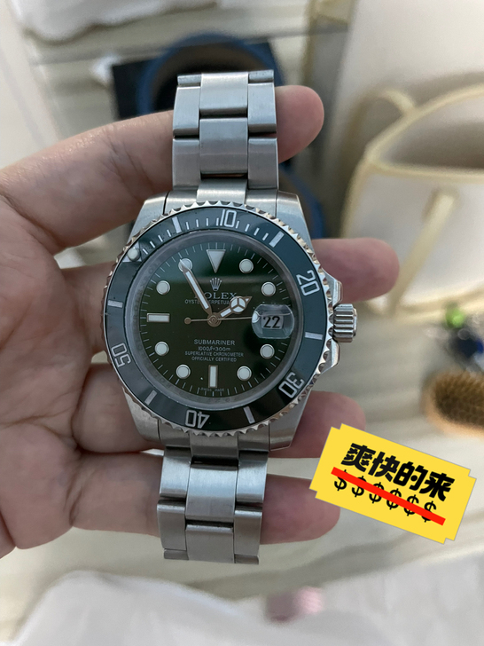 绿水鬼， 蓝宝石镜面 镭射logo 表盘内...