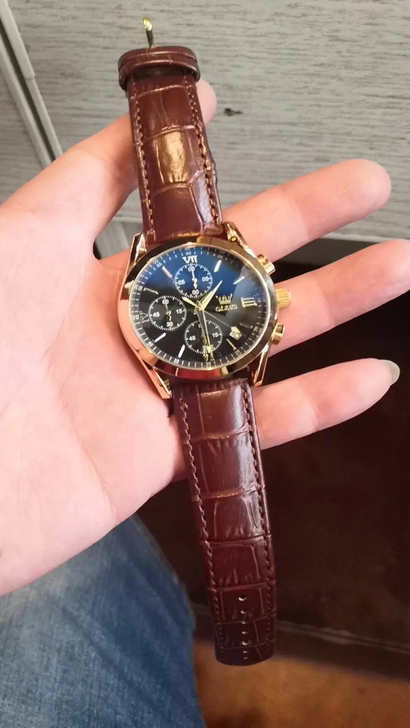 【手表】送给弟弟的生日礼物，600多元买来...