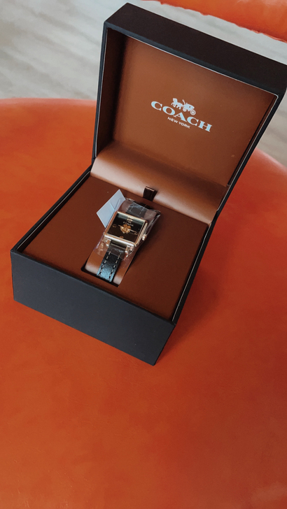 coach蔻驰小方表正品，假一赔十