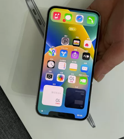 苹果12国行256g白色，全原装无拆无修，...